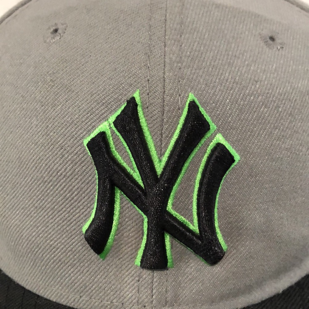 59Fifty NY Yankees New Era Collection Hat - Picture 3 of 8